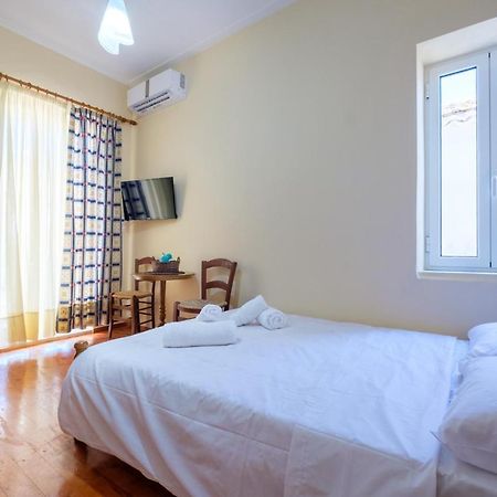Annetas House Nea Koroni Exterior foto